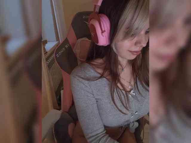 VanillaExplode webcam