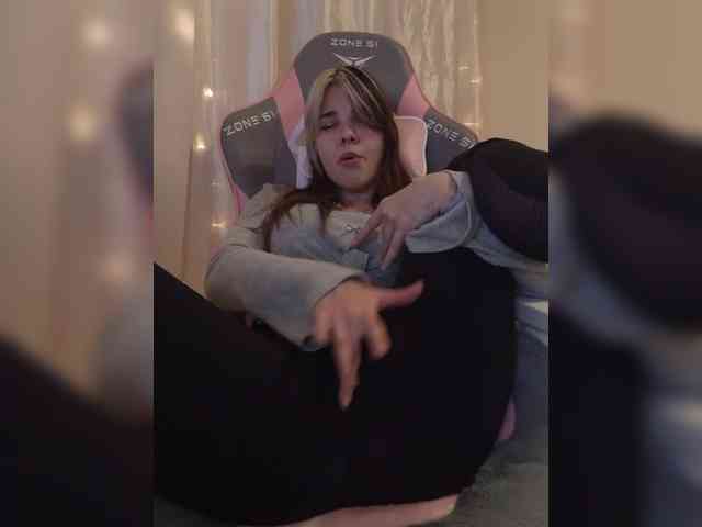 VanillaExplode webcam