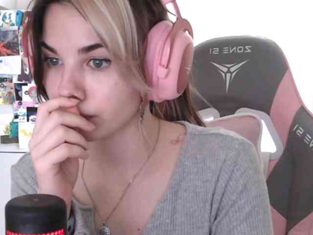 VanillaExplode webcam