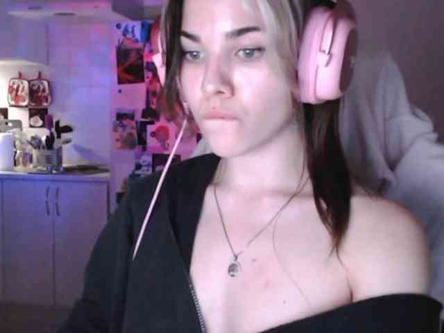 VanillaExplode webcam