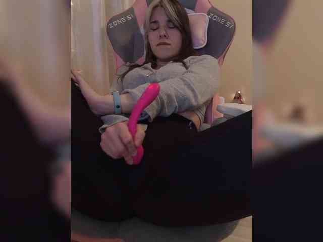 VanillaExplode webcam