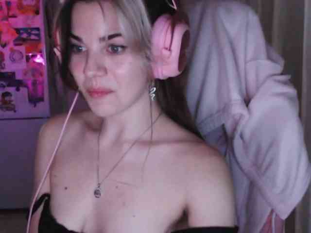 VanillaExplode webcam