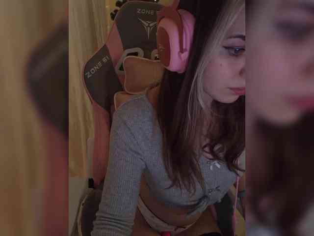 VanillaExplode webcam