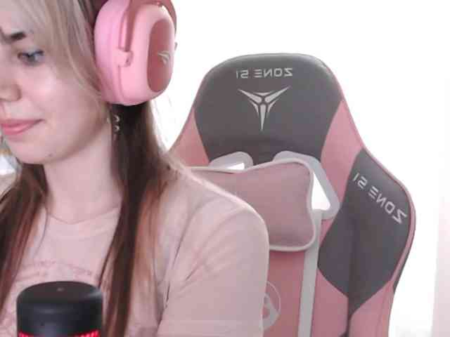 VanillaExplode webcam