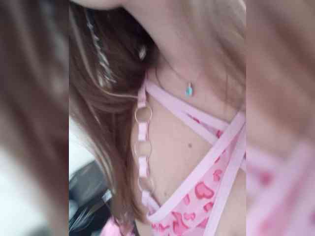 VanillaExplode webcam