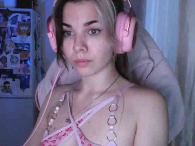 VanillaExplode webcam