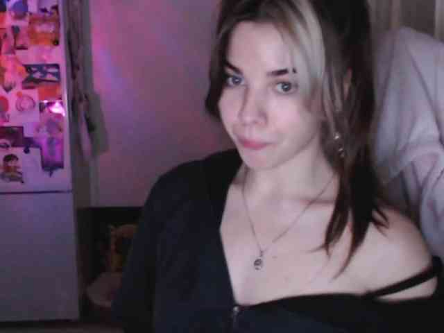 VanillaExplode webcam