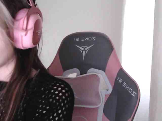 VanillaExplode webcam