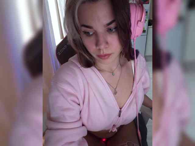 VanillaExplode webcam