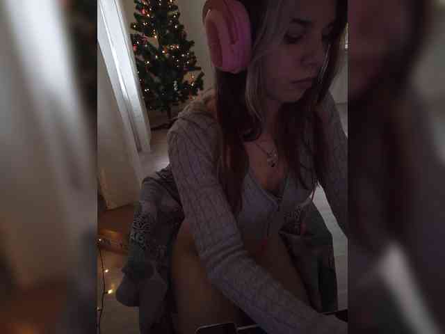 VanillaExplode webcam