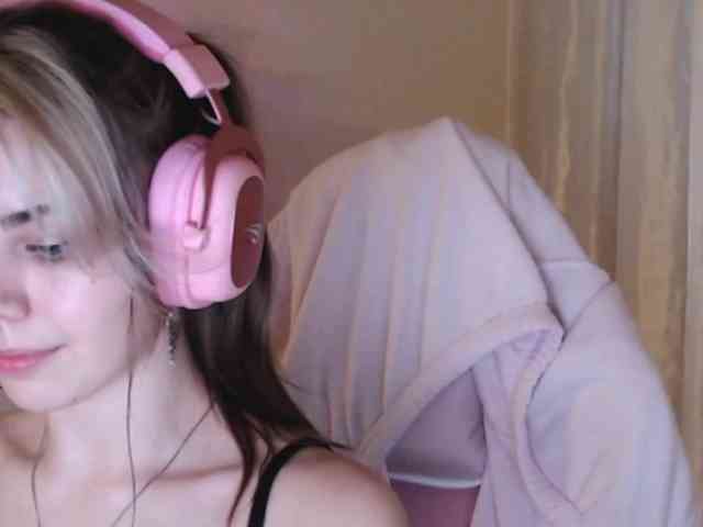 VanillaExplode webcam