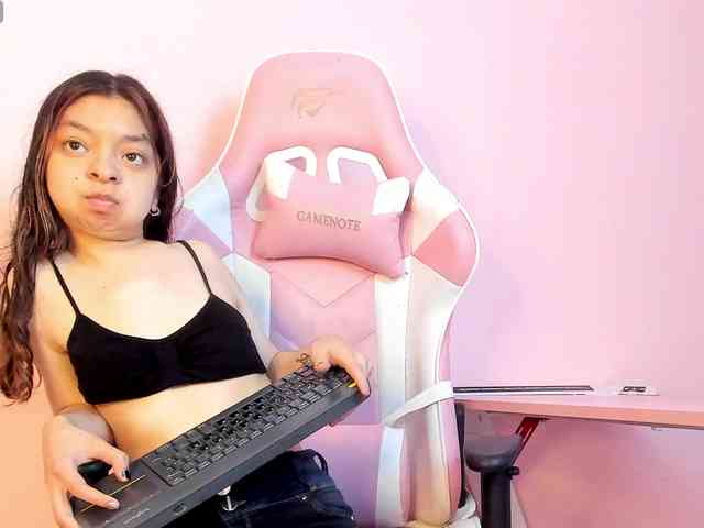 CharlotteMuller webcam