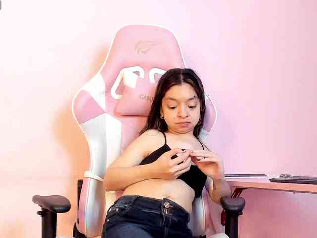 CharlotteMuller webcam