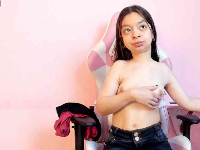 CharlotteMuller webcam