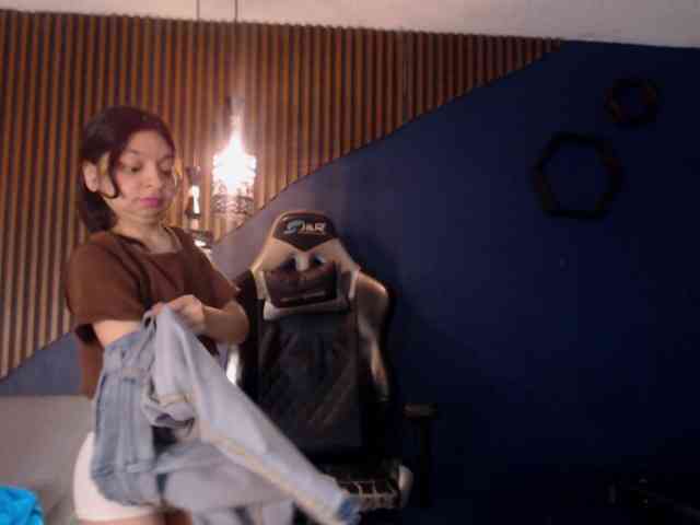 CharlotteMuller webcam