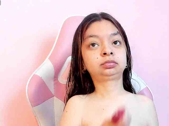 CharlotteMuller webcam