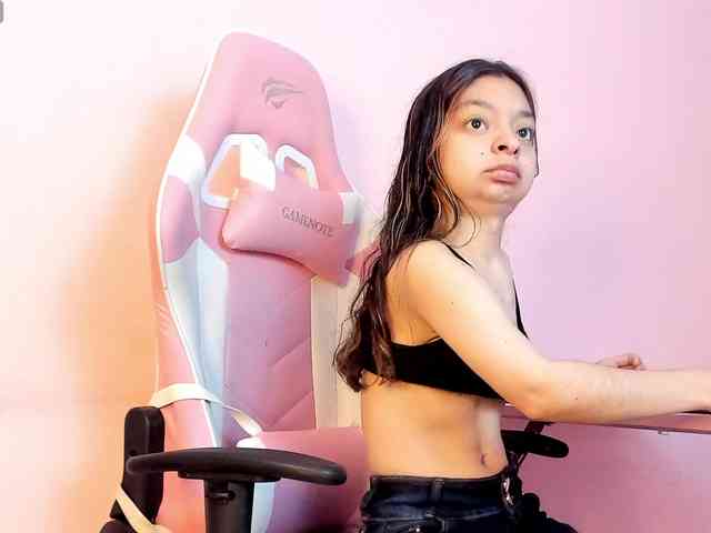 CharlotteMuller webcam