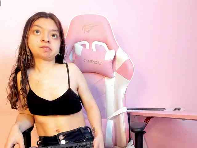 CharlotteMuller webcam