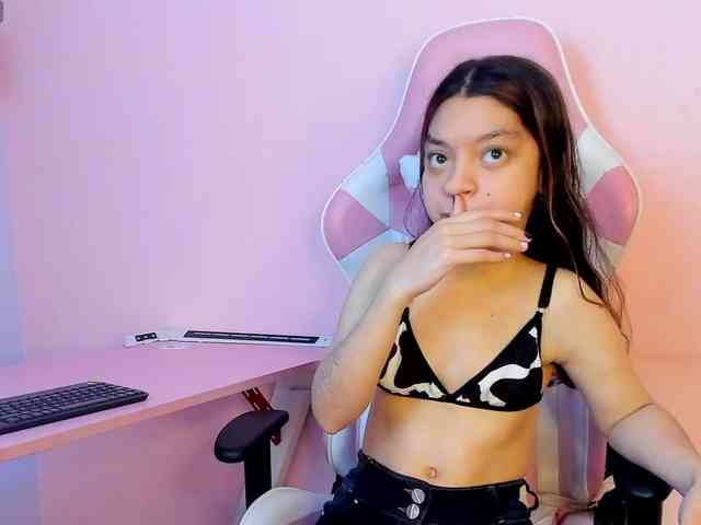 CharlotteMuller CharlotteMuller