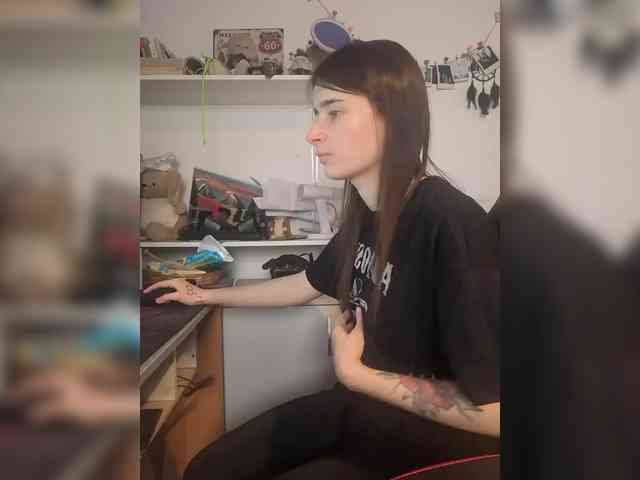 bonniewoods23 webcam