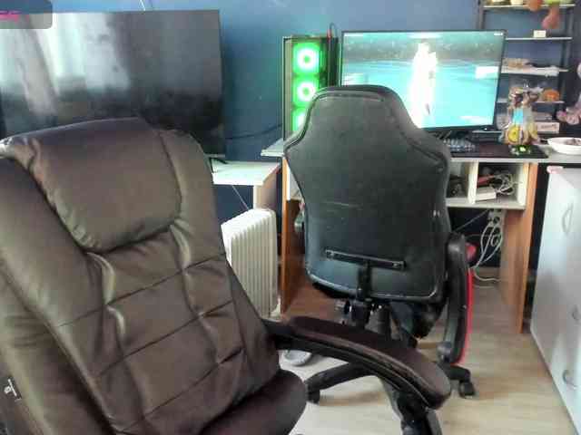 bonniewoods23 webcam