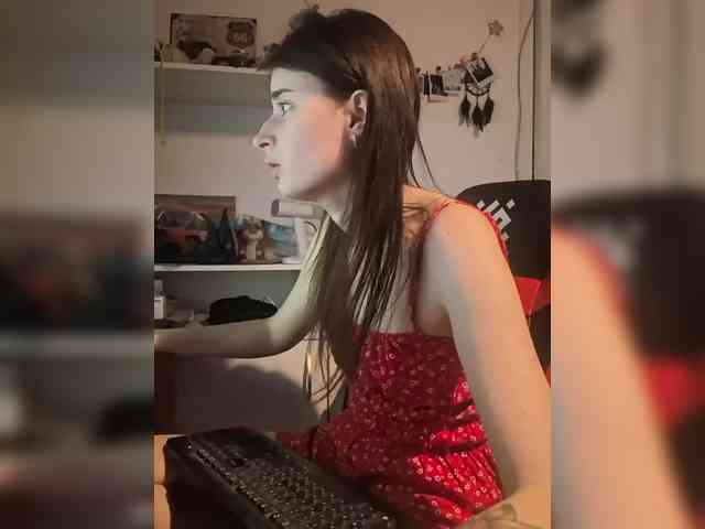 bonniewoods23 webcam