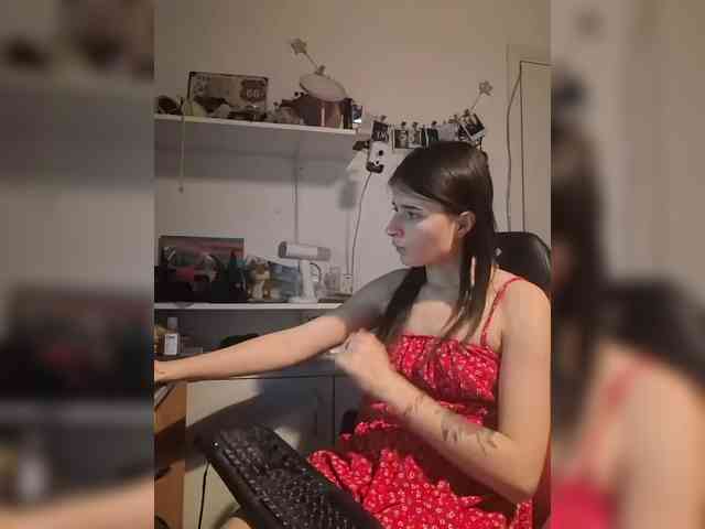 bonniewoods23 webcam