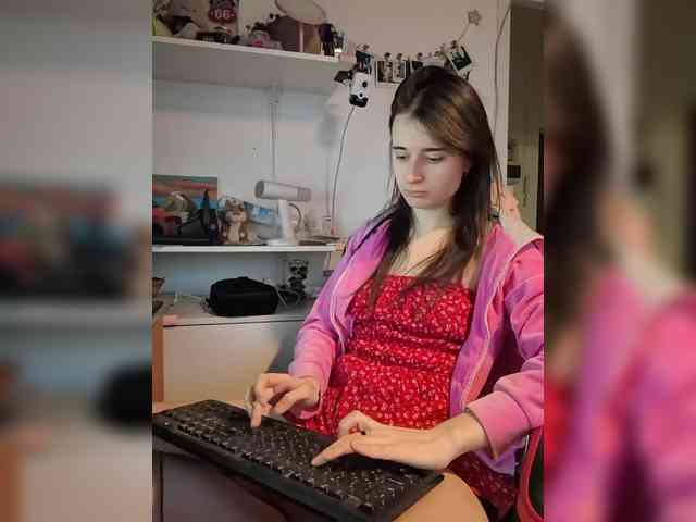 bonniewoods23 webcam