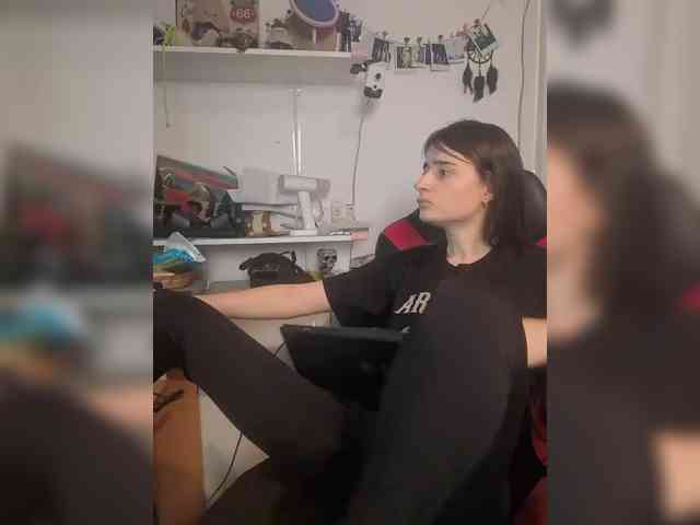 bonniewoods23 webcam