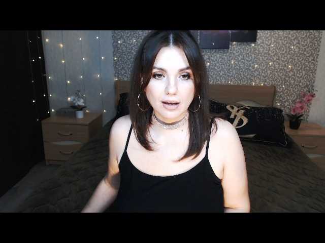  AwesomeValen chat room