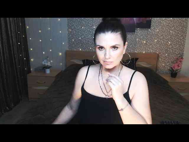 AwesomeValen AwesomeValen