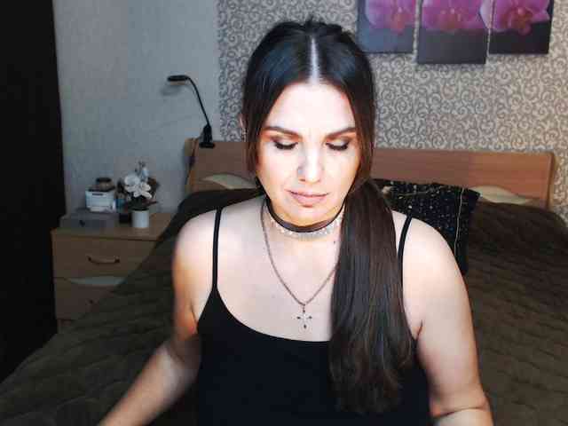 AwesomeValen webcam