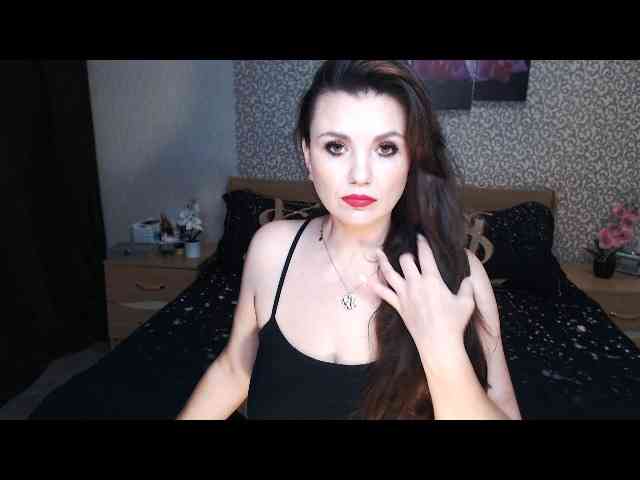 AwesomeValen webcam