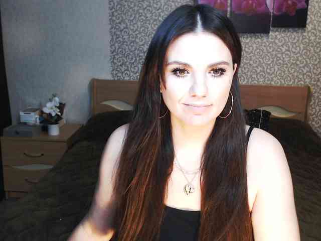AwesomeValen webcam