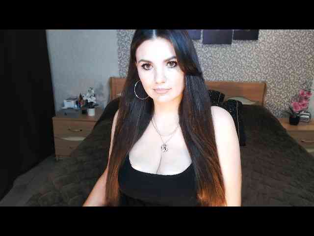 AwesomeValen webcam