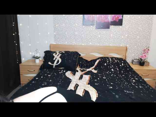 AwesomeValen AwesomeValen