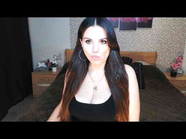 AwesomeValen webcam
