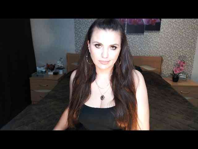 AwesomeValen webcam