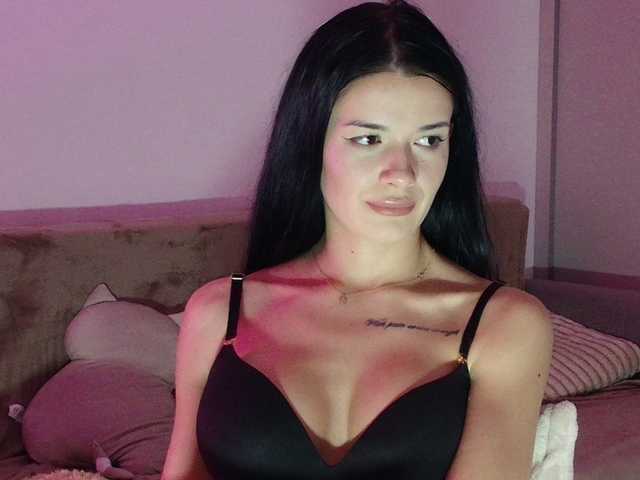 EvaEillish's BongaCams show and profile