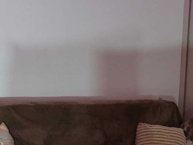 EvaEillish's BongaCams show and profile