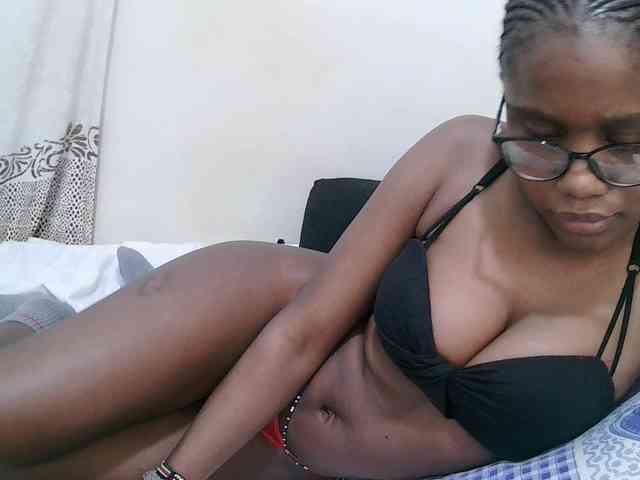 pretty-sonya webcam