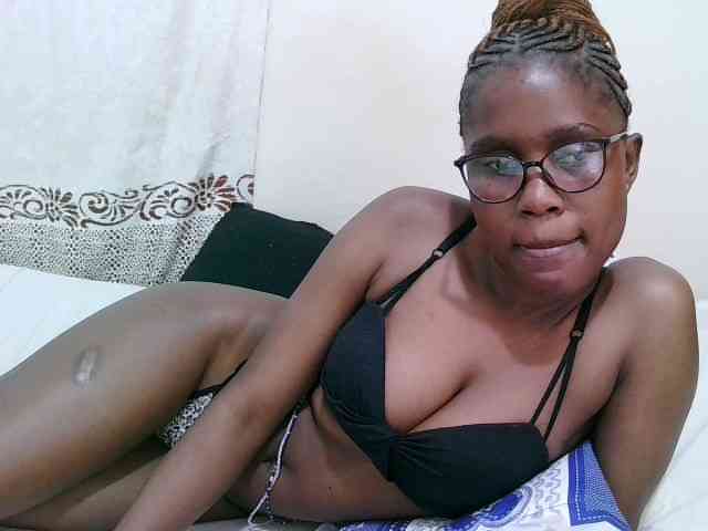 pretty-sonya webcam