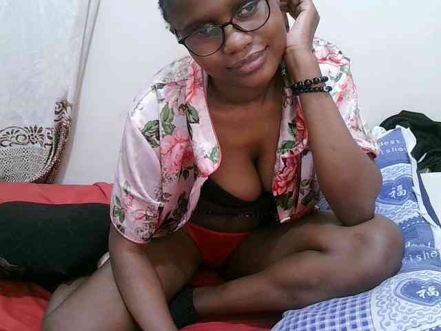 pretty-sonya webcam