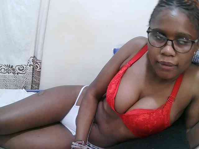 pretty-sonya webcam