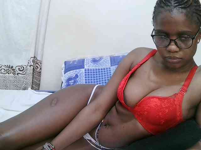 pretty-sonya webcam