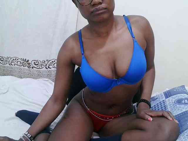 pretty-sonya webcam