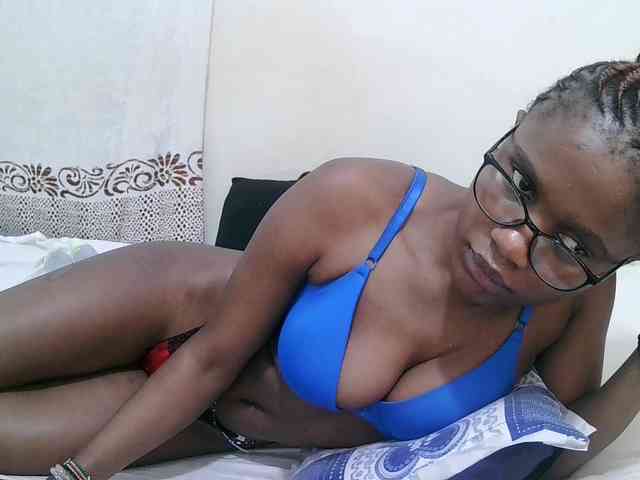 pretty-sonya webcam