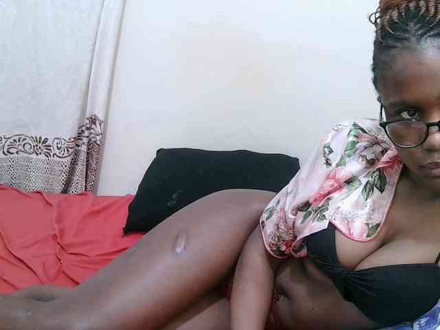 pretty-sonya webcam