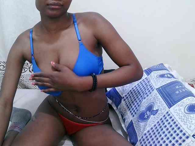 pretty-sonya webcam