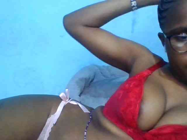 pretty-sonya webcam